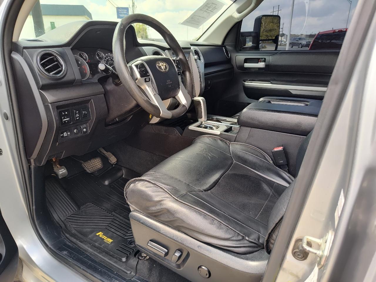 Toyota Tundra 2WD Truck CrewMax 4.6L V8 6-Spd AT SR5 (Natl) 2014