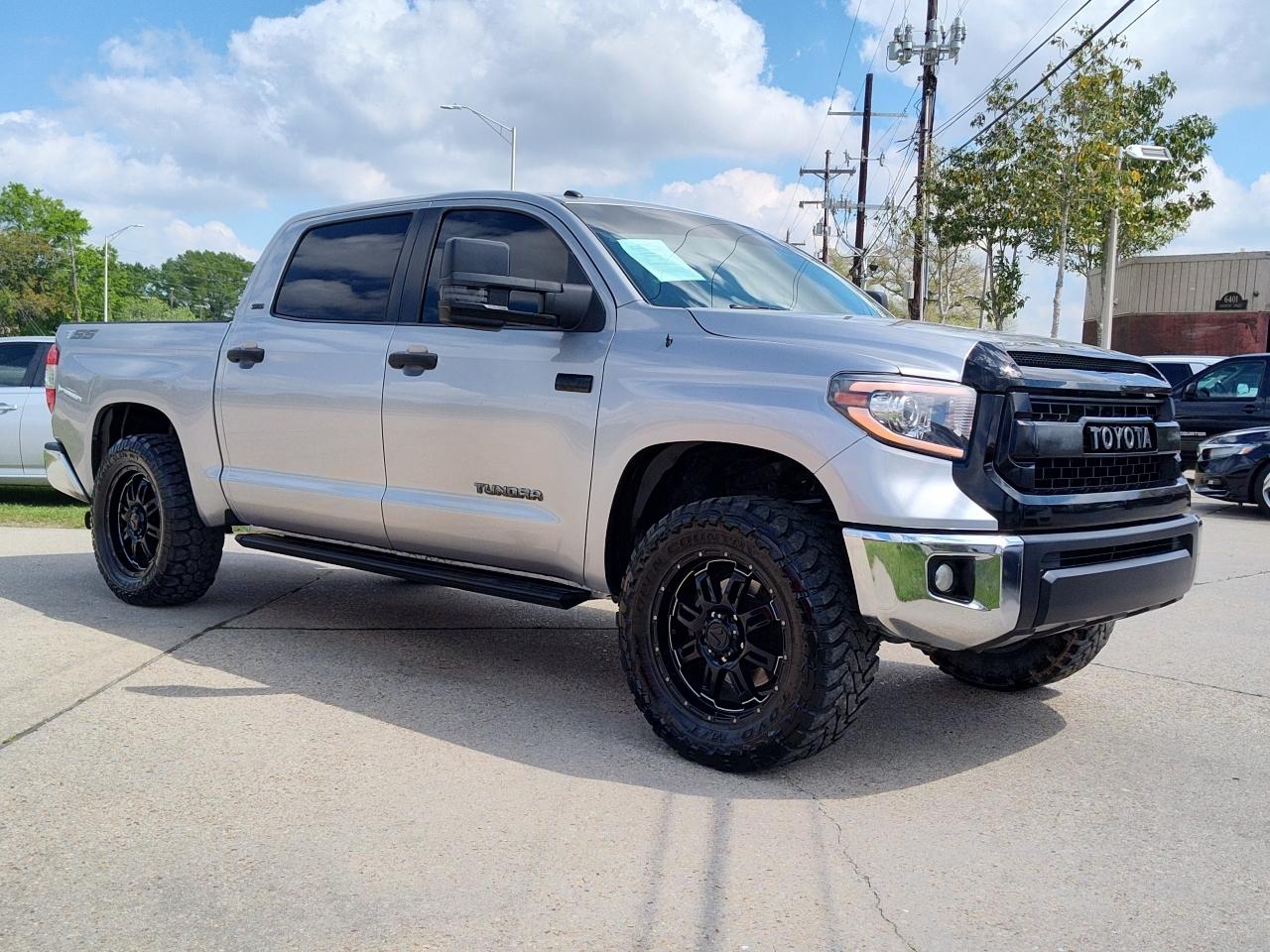 Toyota Tundra 2WD Truck CrewMax 4.6L V8 6-Spd AT SR5 (Natl) 2014