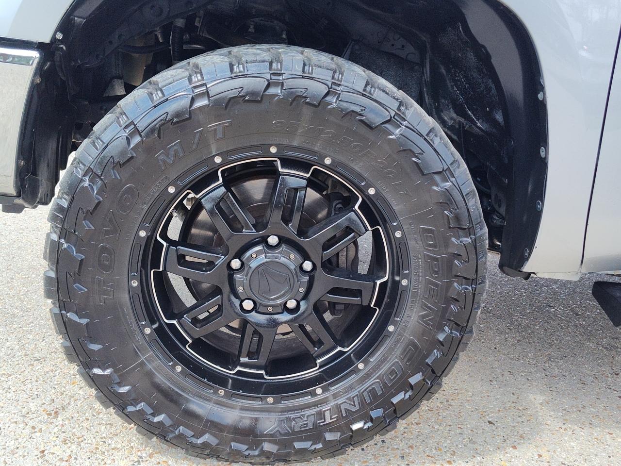 Toyota Tundra 2WD Truck CrewMax 4.6L V8 6-Spd AT SR5 (Natl) 2014