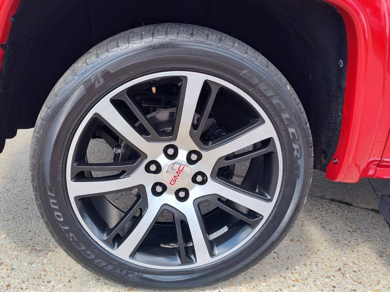 GMC Sierra 1500 2WD Crew Cab 143.5" SLT 2014