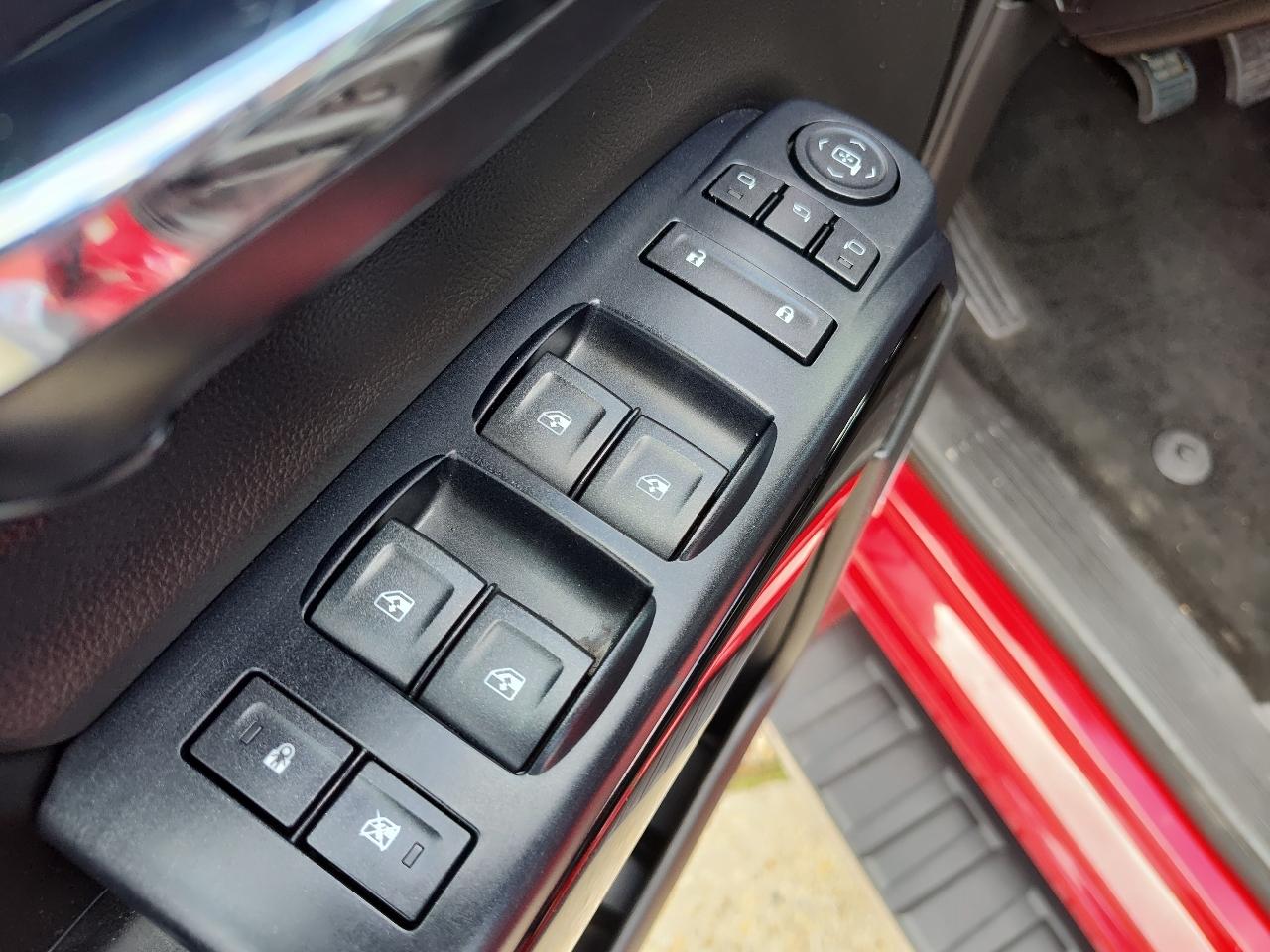 GMC Sierra 1500 2WD Crew Cab 143.5" SLT 2014