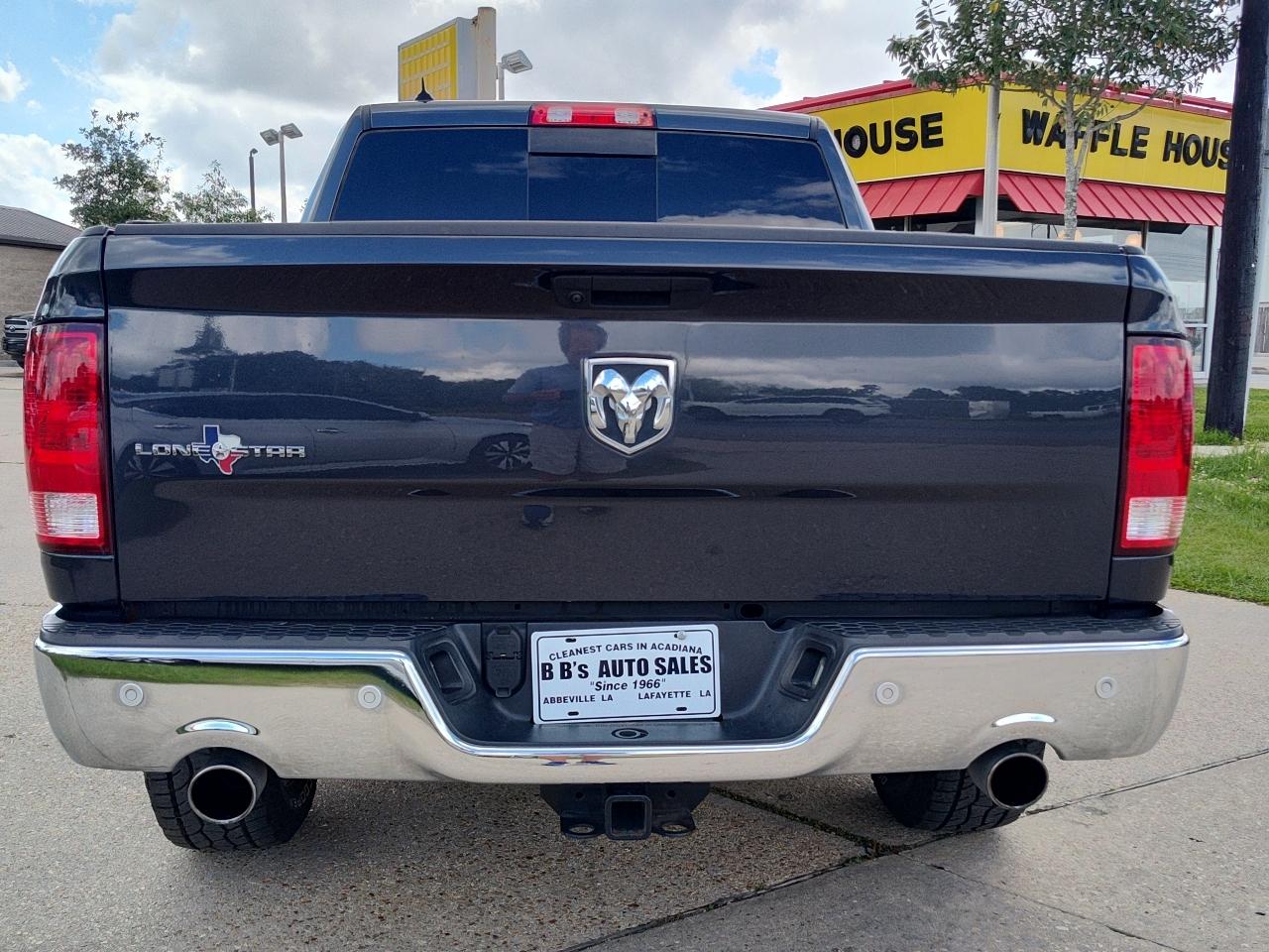 RAM 1500 Classic Lone Star 4x2 Crew Cab 5'7" Box 2019