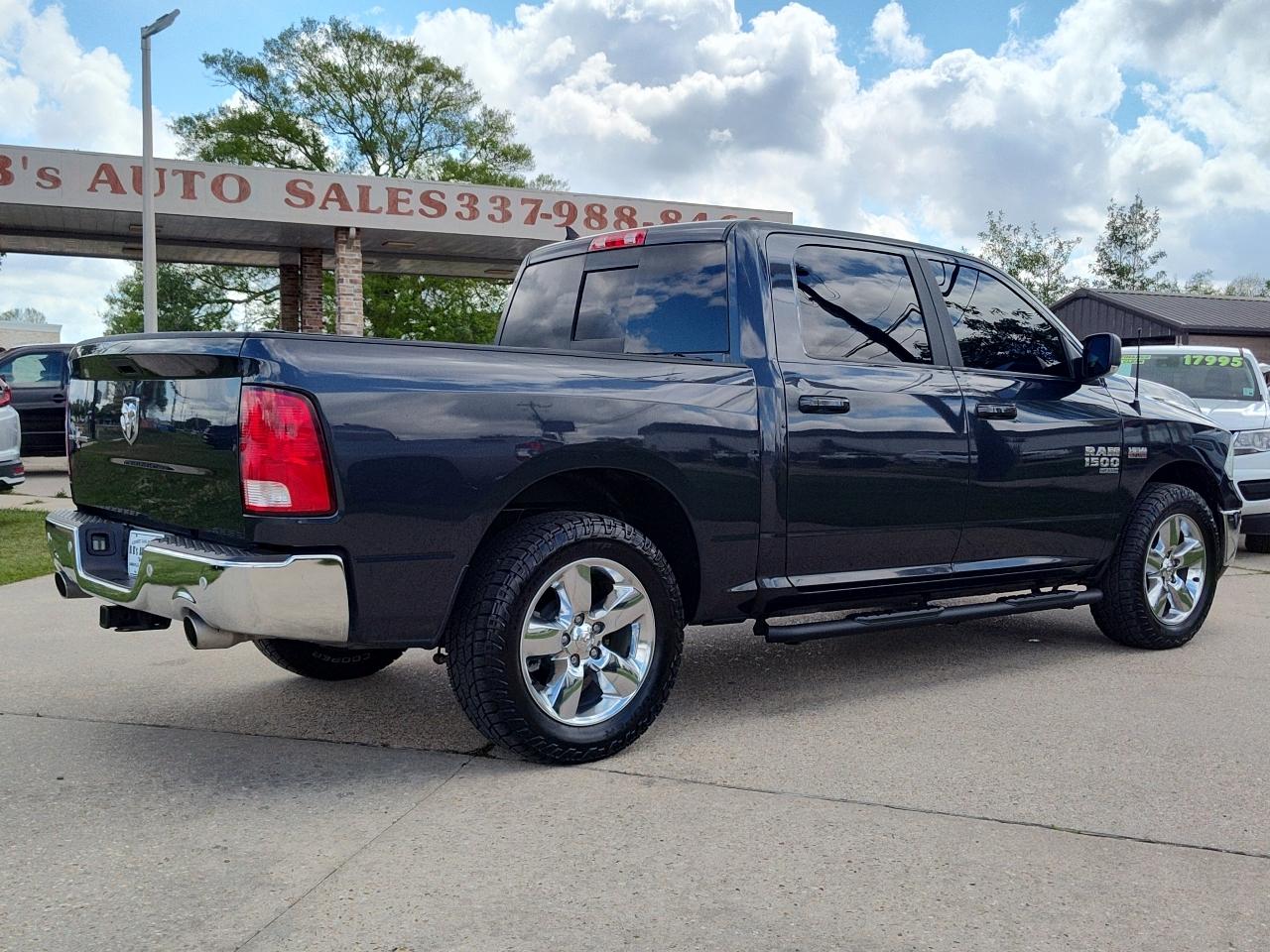 RAM 1500 Classic Lone Star 4x2 Crew Cab 5'7" Box 2019