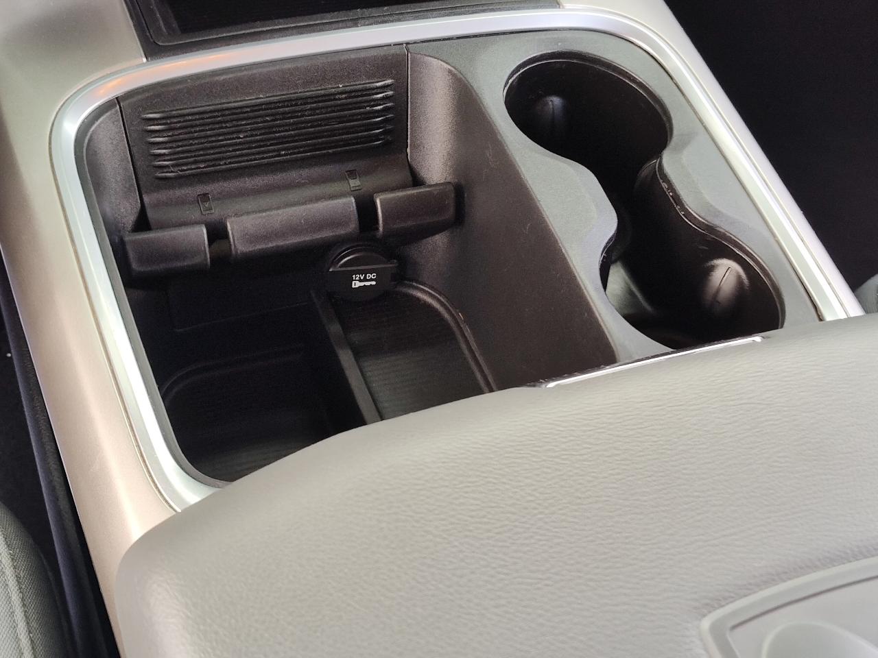 RAM 1500 Classic Lone Star 4x2 Crew Cab 5'7" Box 2019