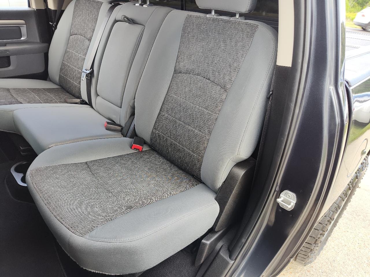 RAM 1500 Classic Lone Star 4x2 Crew Cab 5'7" Box 2019