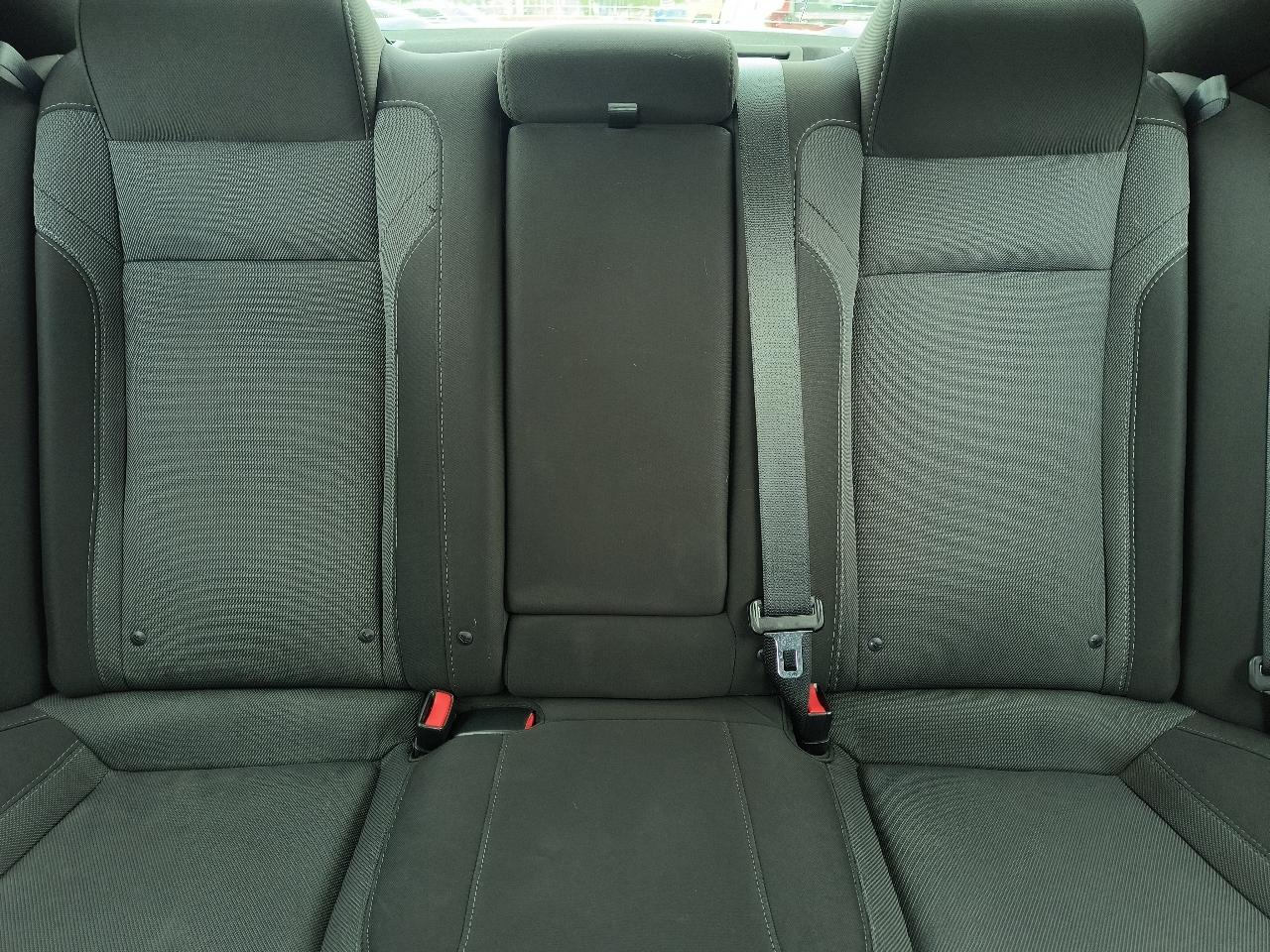 Dodge Charger 4dr Sdn SXT RWD 2016