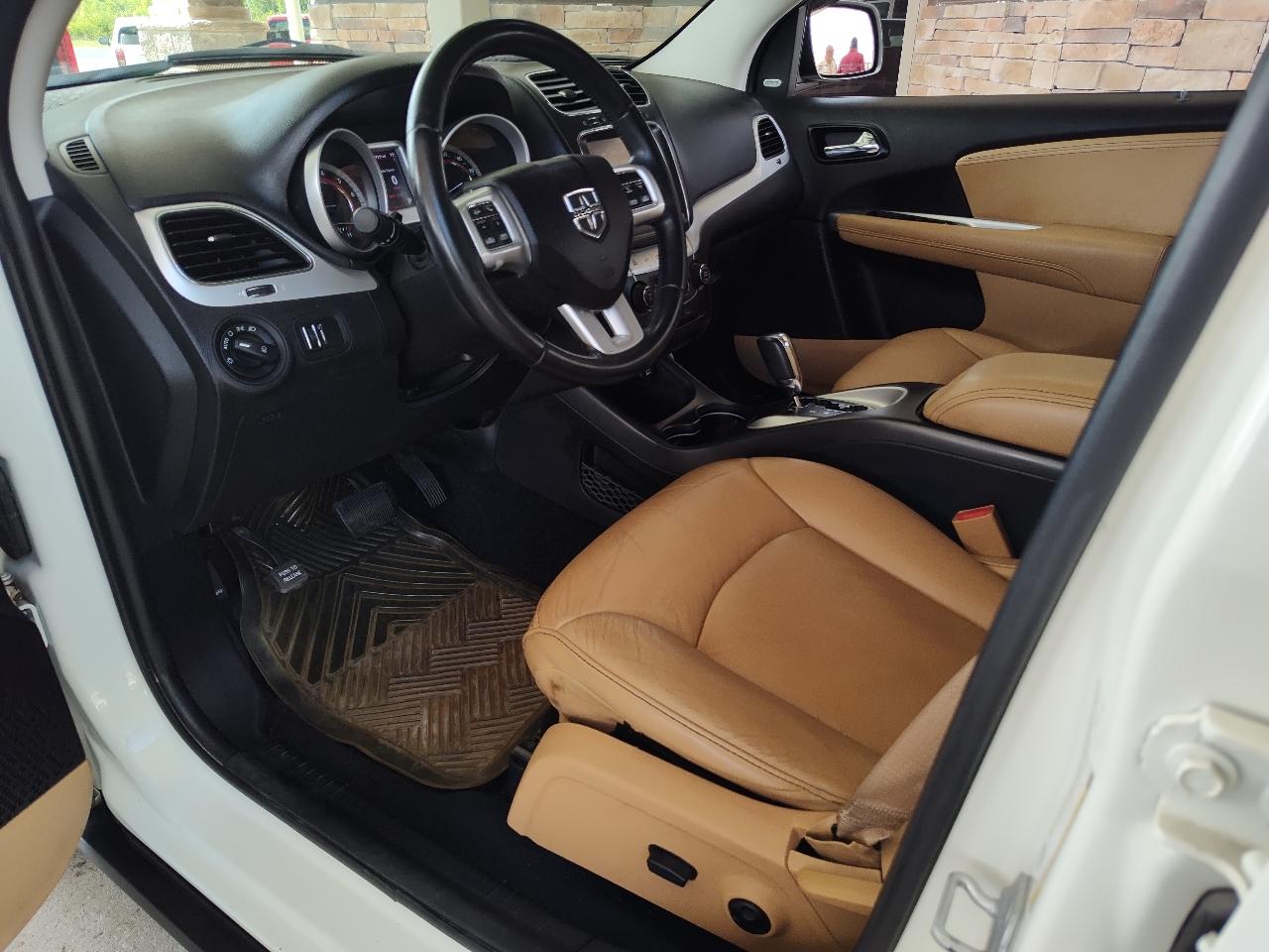 Dodge Journey FWD 4dr Crew 2012