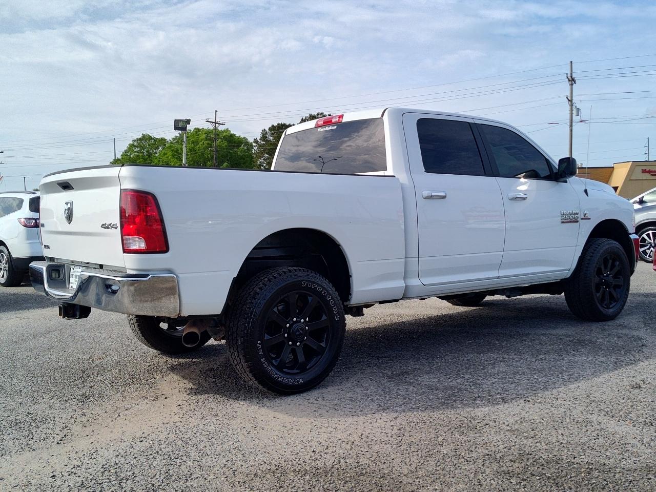 RAM 2500 SLT 4x4 Crew Cab 6'4" Box 2018