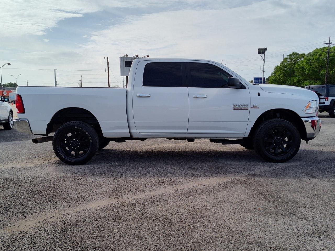 RAM 2500 SLT 4x4 Crew Cab 6'4" Box 2018