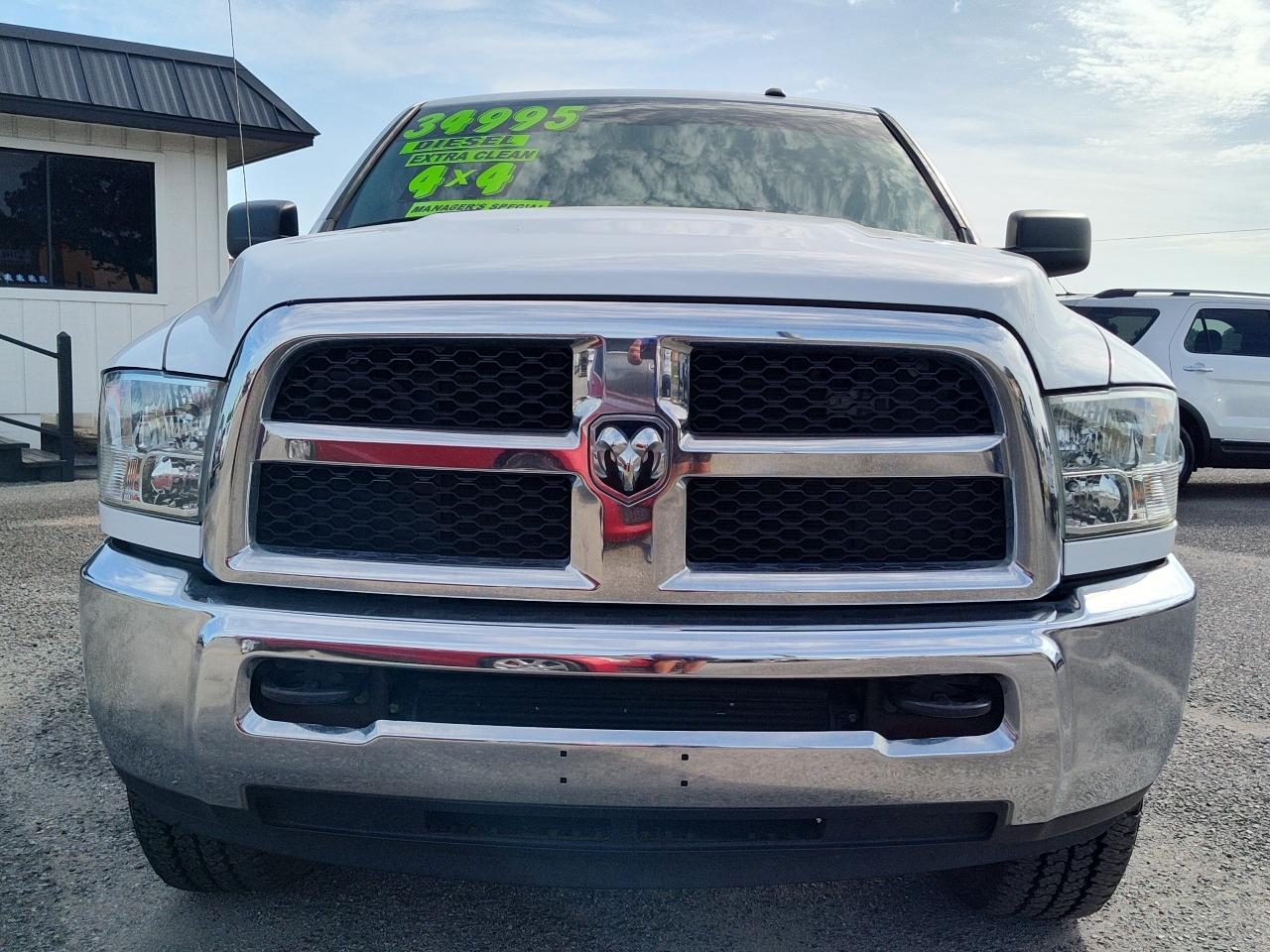 RAM 2500 SLT 4x4 Crew Cab 6'4" Box 2018