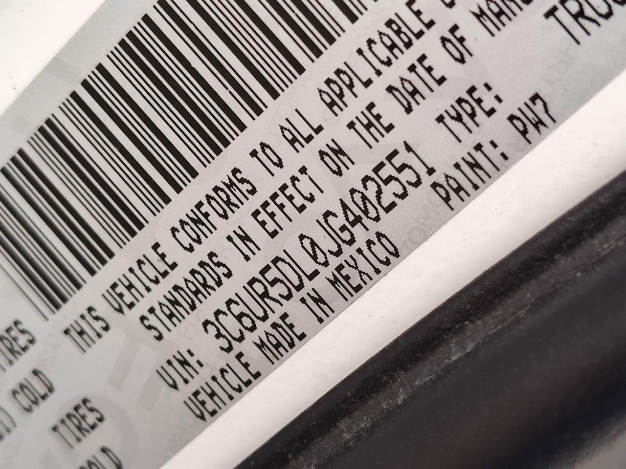 RAM 2500 SLT 4x4 Crew Cab 6'4" Box 2018