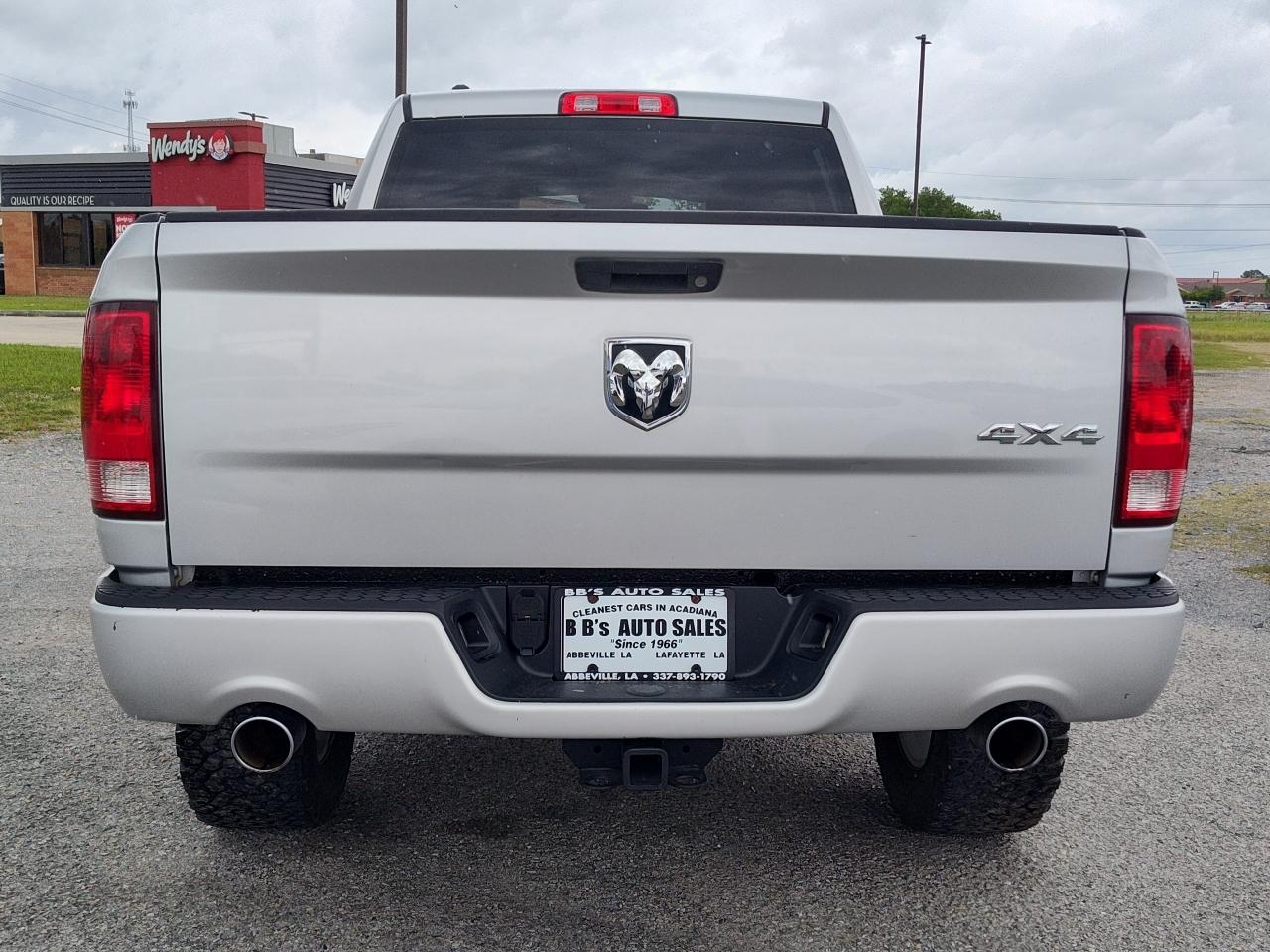 RAM 1500 4WD Quad Cab 140.5" Express 2014