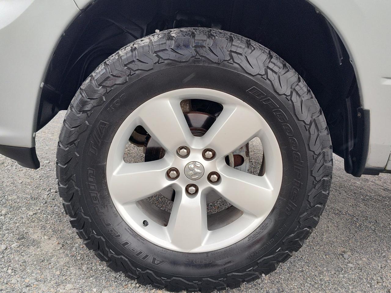 RAM 1500 4WD Quad Cab 140.5" Express 2014