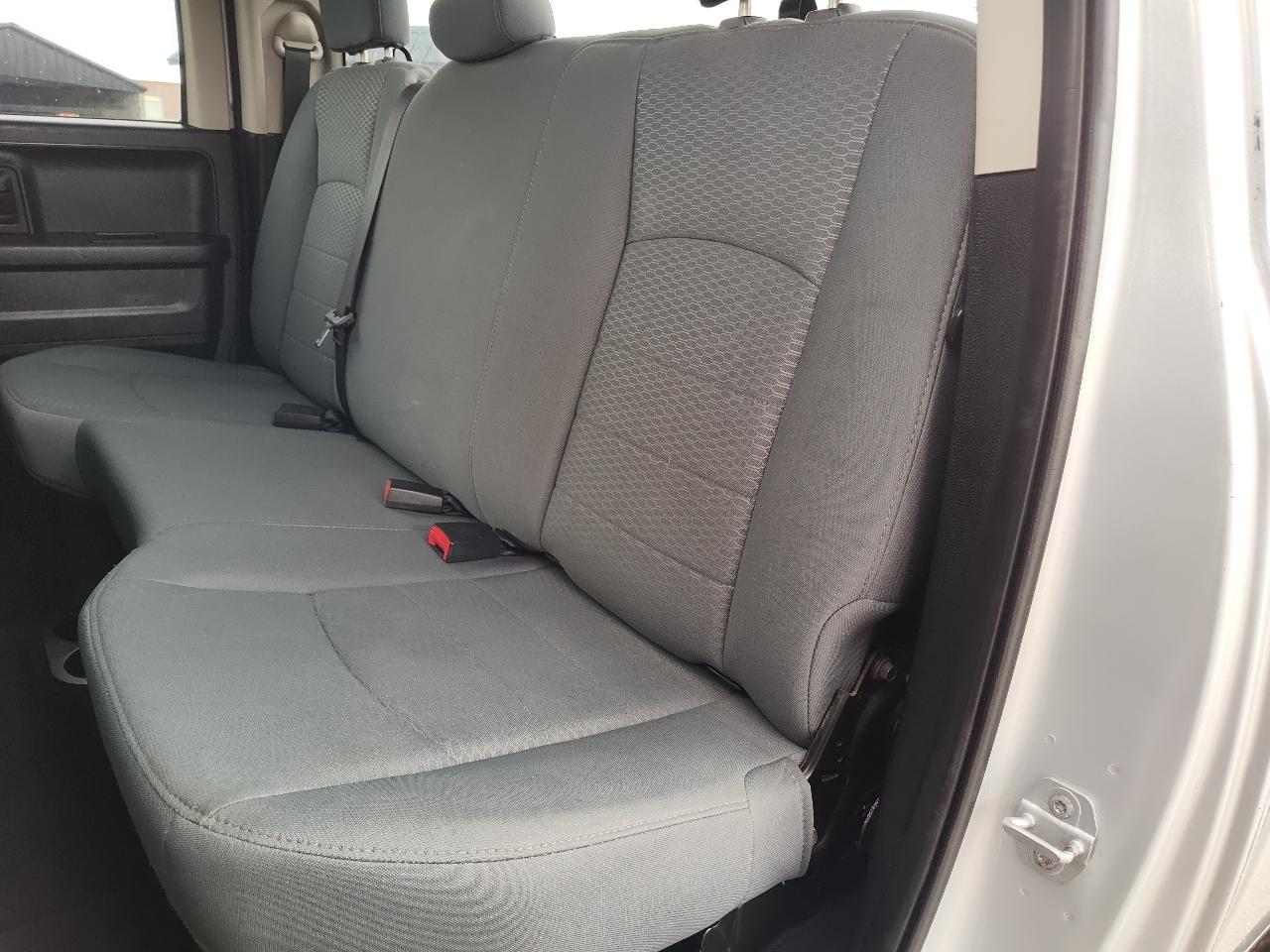 RAM 1500 4WD Quad Cab 140.5" Express 2014