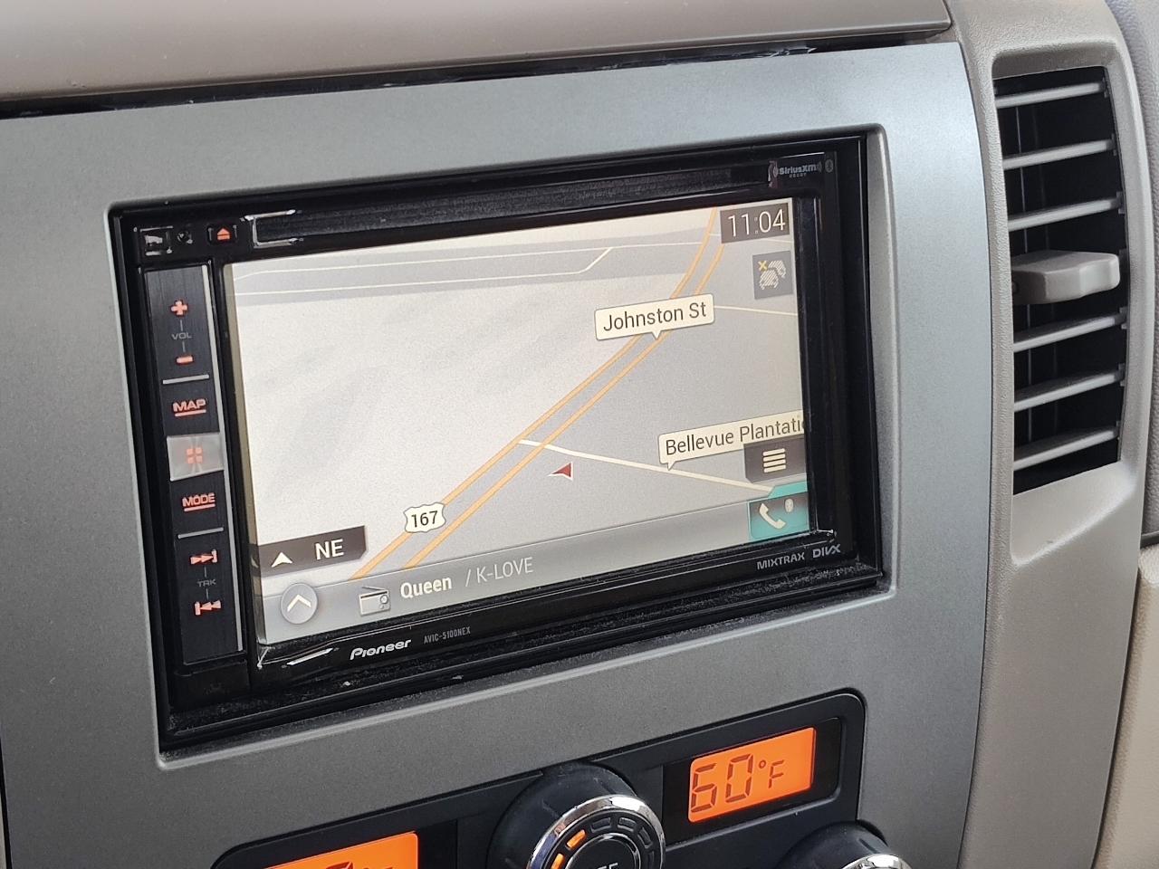 Nissan Titan 2WD Crew Cab SWB LE 2010