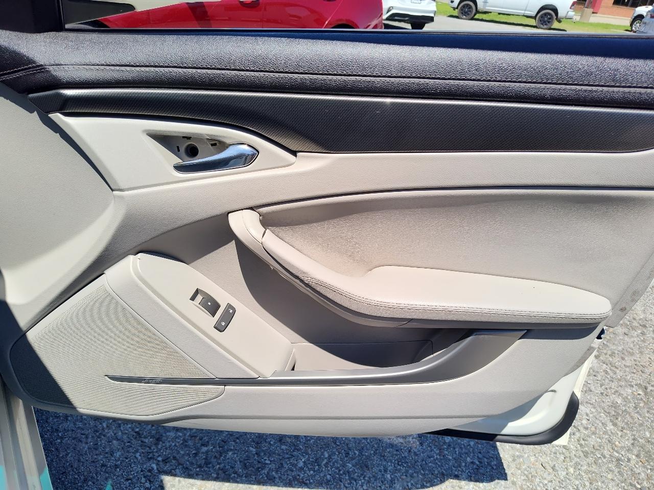 Cadillac CTS Sedan 4dr Sdn 3.6L Performance RWD 2013