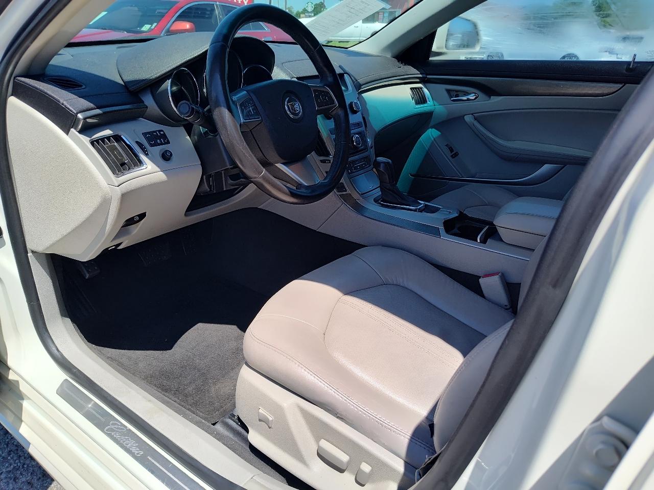 Cadillac CTS Sedan 4dr Sdn 3.6L Performance RWD 2013