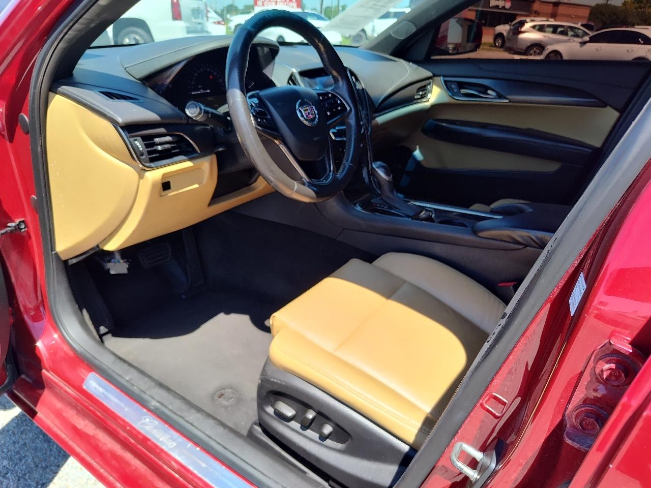 Cadillac ATS 4dr Sdn 2.5L Standard RWD 2014