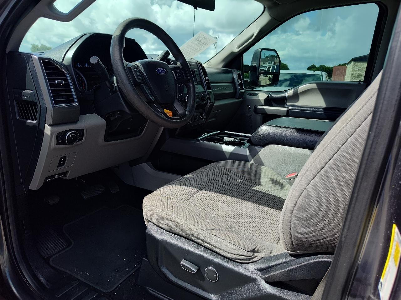 Ford Super Duty F-250 SRW 4WD Crew Cab 156" XLT 2019