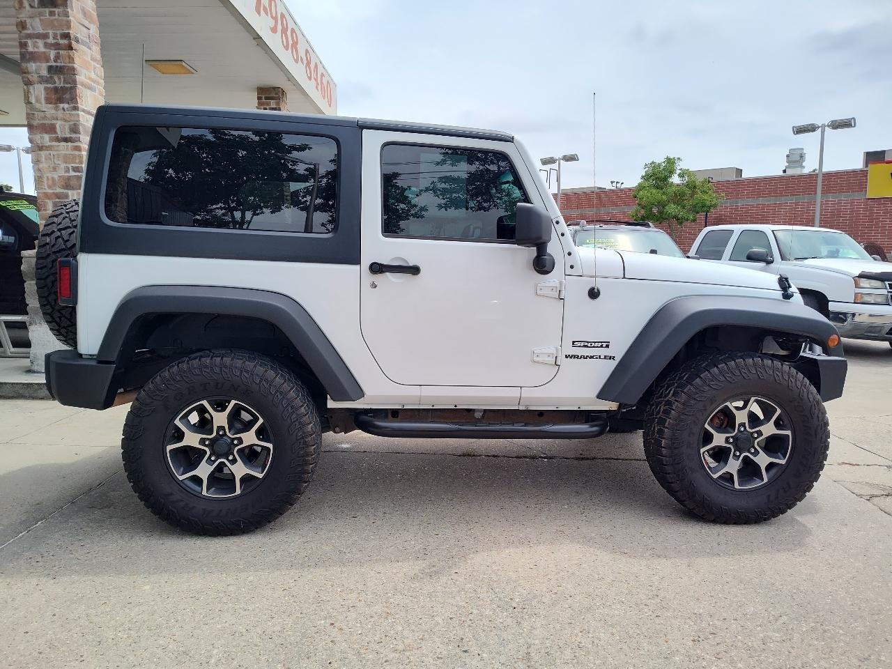 Jeep Wrangler 4WD 2dr Sport 2012