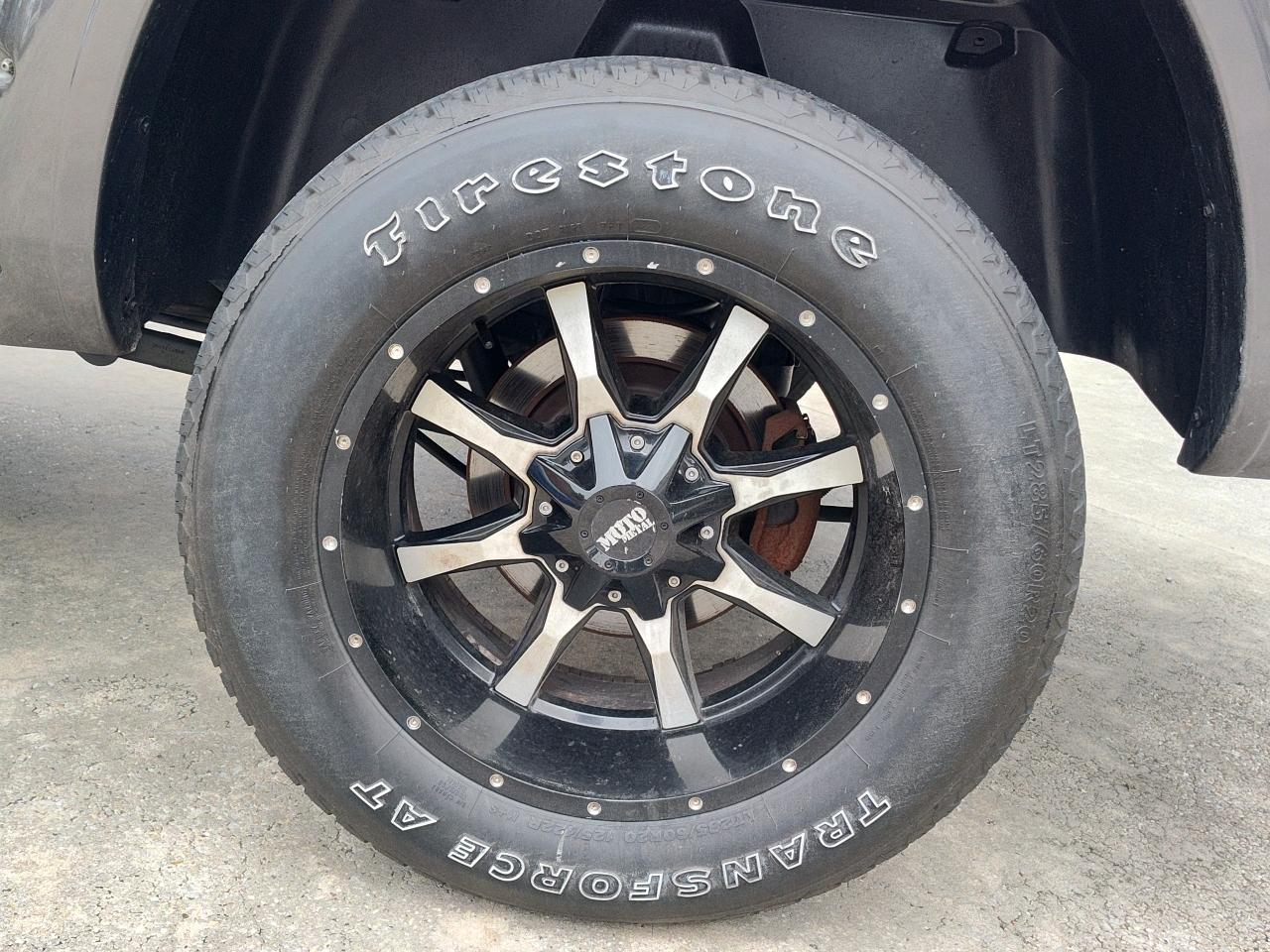 RAM 1500 4WD Crew Cab 140.5" Lone Star 2014