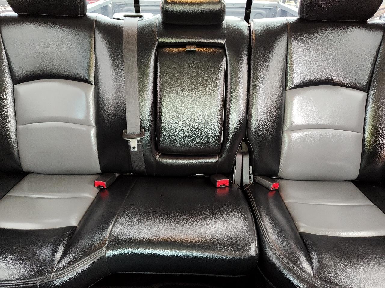RAM 1500 4WD Crew Cab 140.5" Lone Star 2014