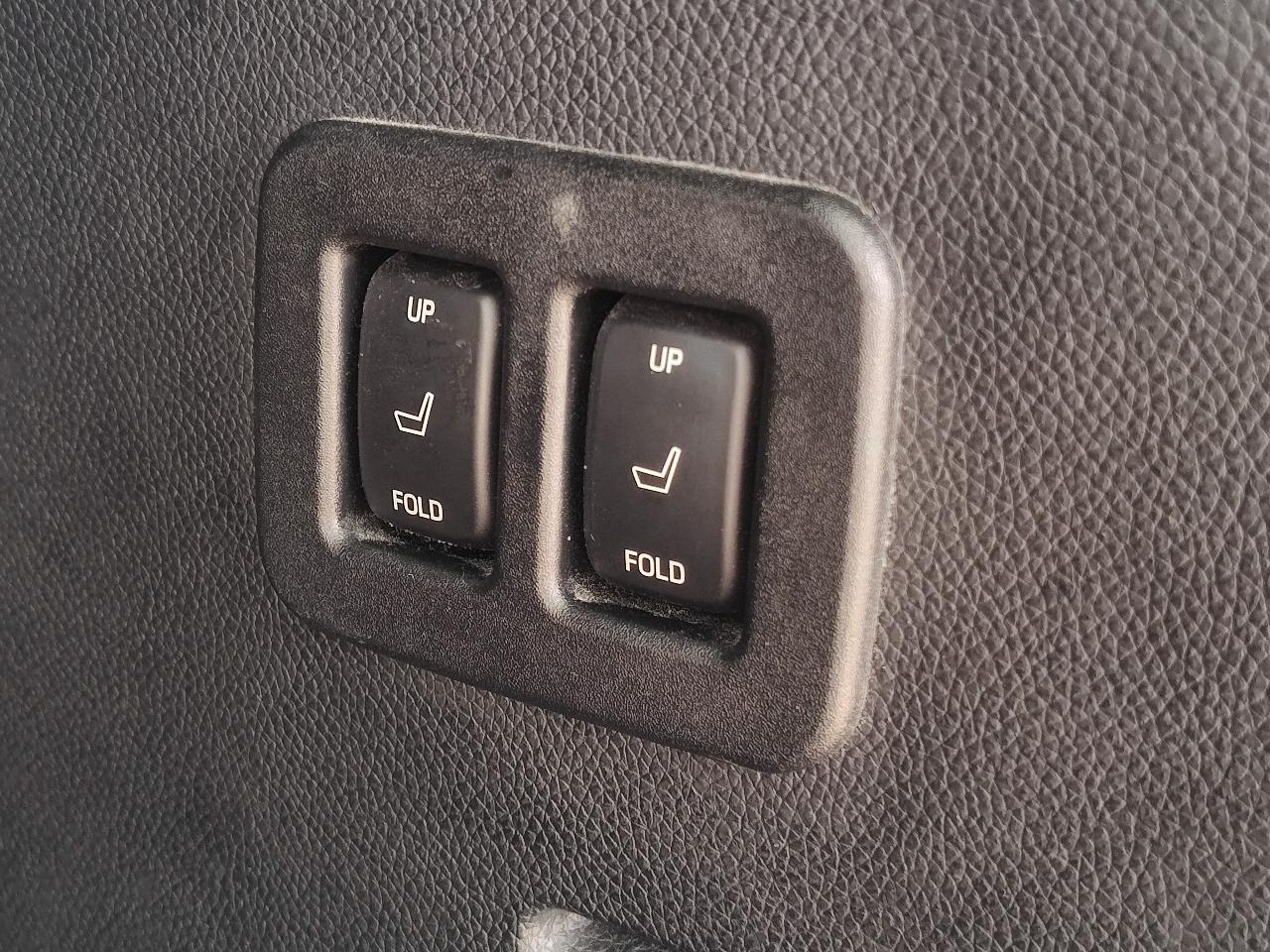 Ford Expedition EL 2WD 4dr Platinum 2015