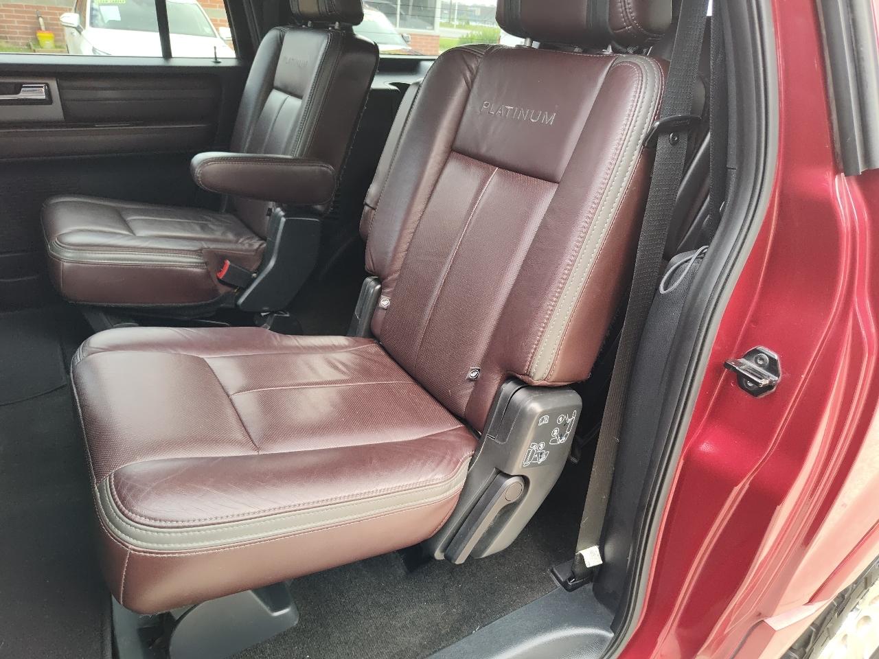 Ford Expedition EL 2WD 4dr Platinum 2015
