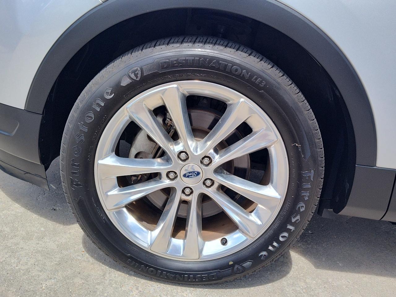 Ford Explorer XLT FWD 2019