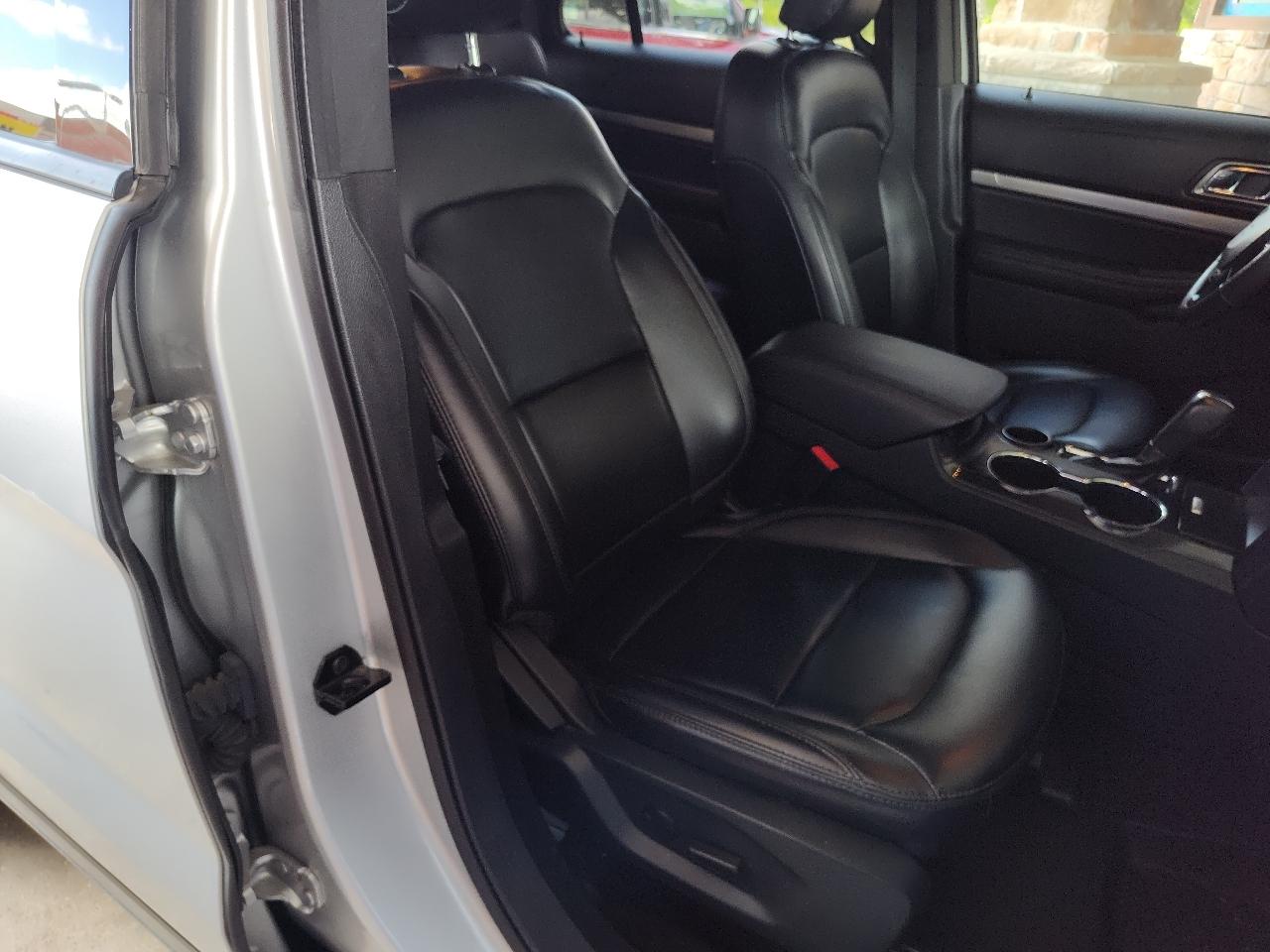 Ford Explorer XLT FWD 2019