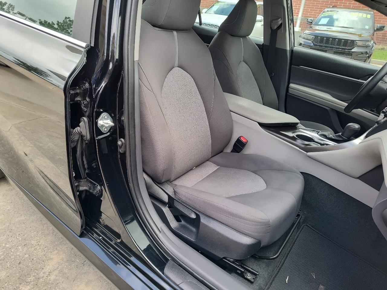 Toyota Camry LE Auto (Natl) 2023