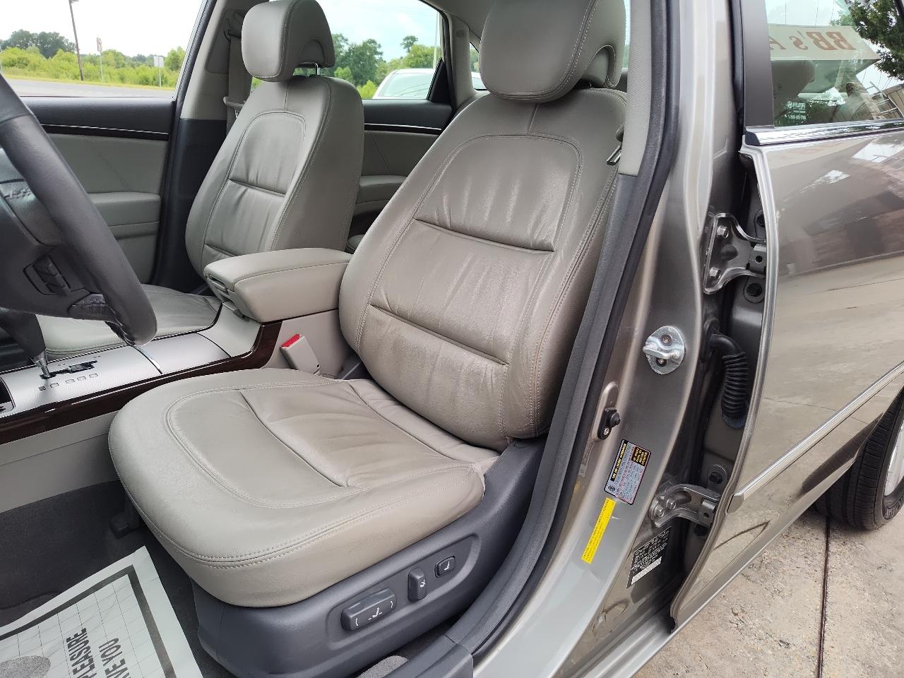 Hyundai Azera 4dr Sdn GLS 2009