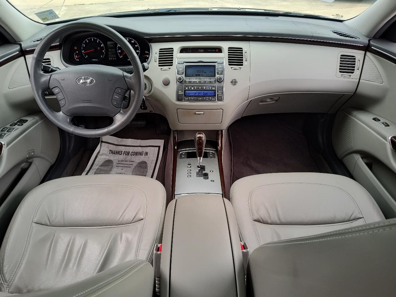Hyundai Azera 4dr Sdn GLS 2009