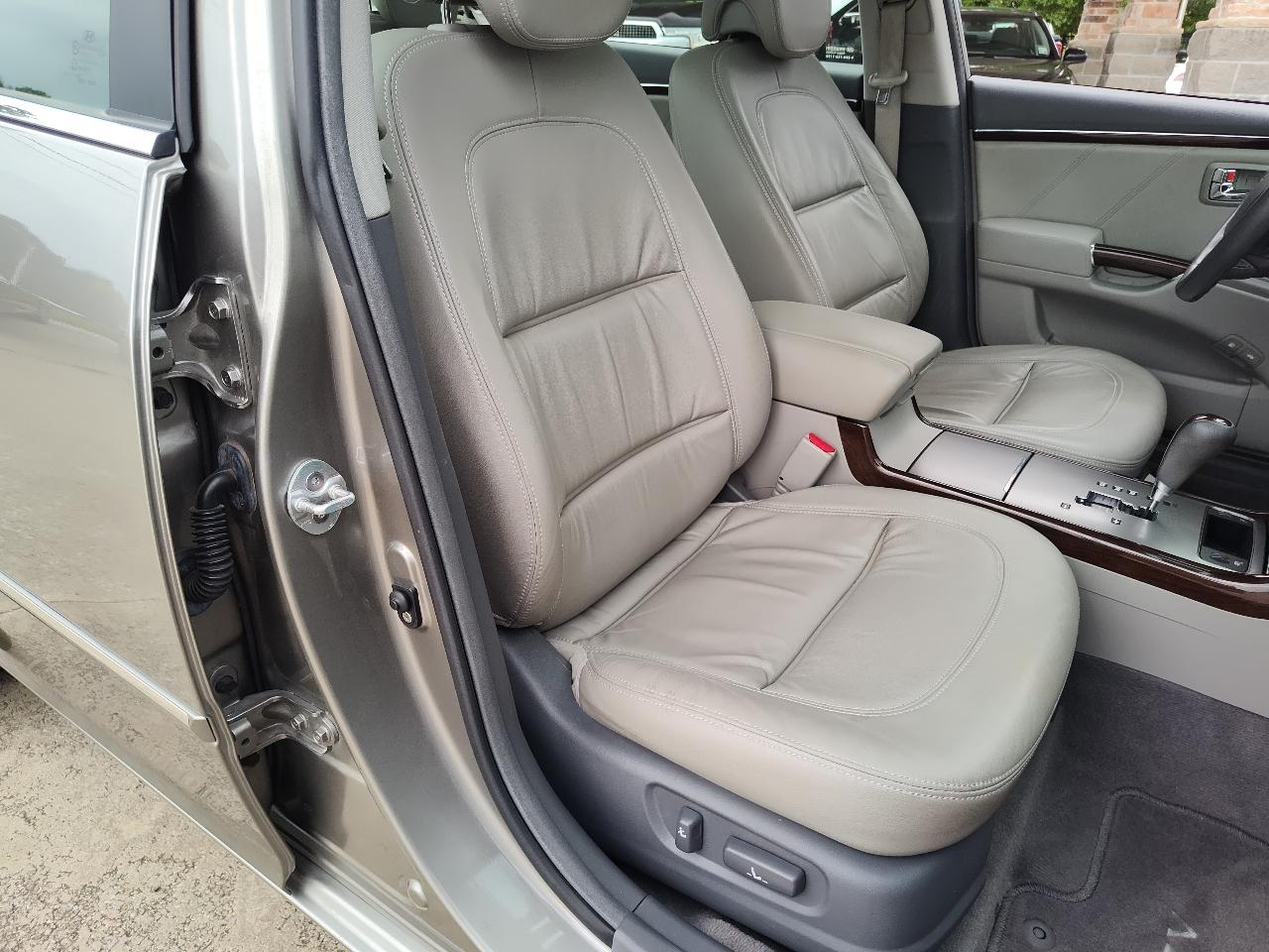Hyundai Azera 4dr Sdn GLS 2009