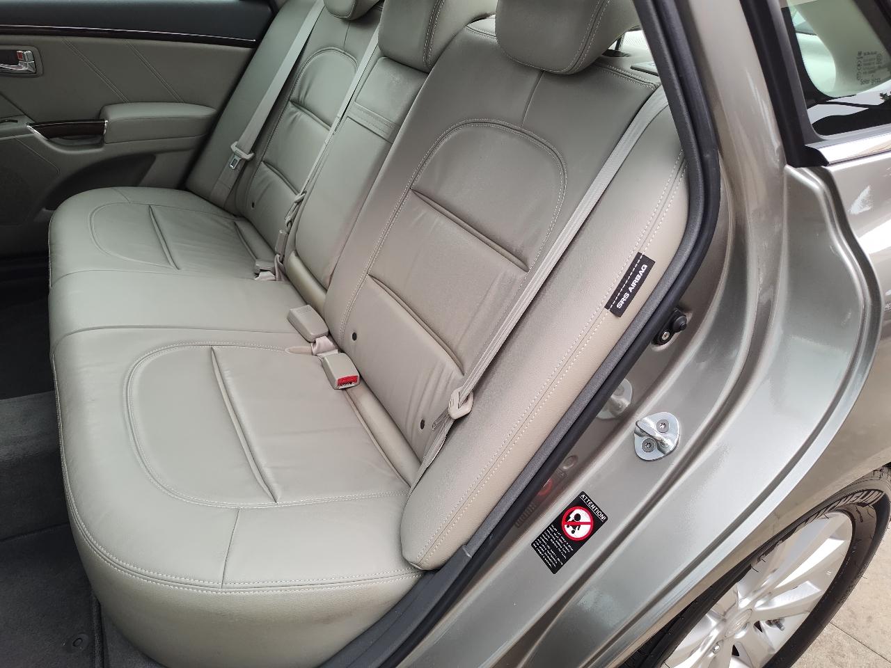 Hyundai Azera 4dr Sdn GLS 2009