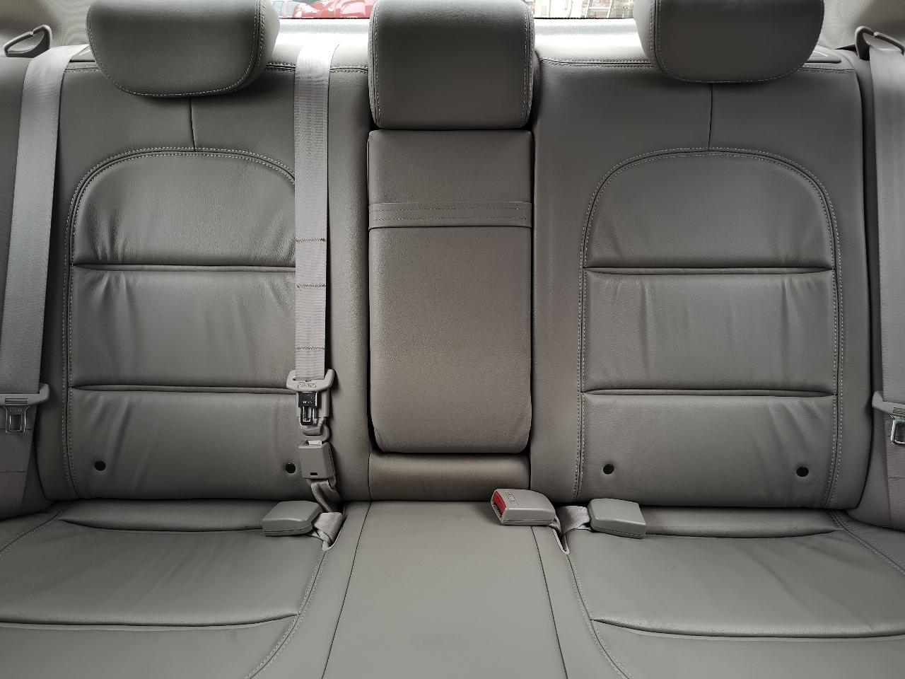 Hyundai Azera 4dr Sdn GLS 2009