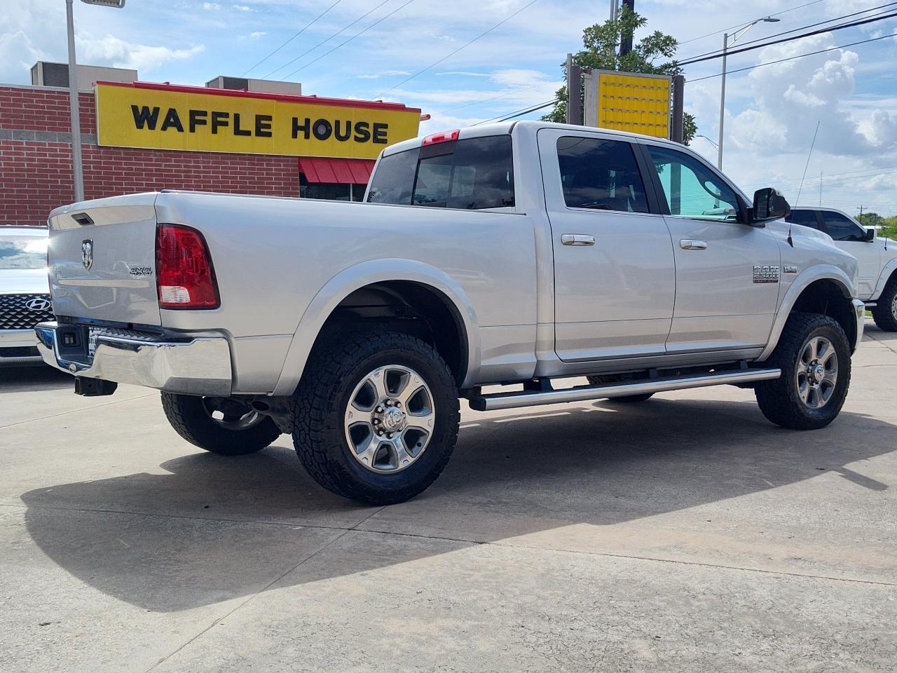 RAM 2500 Lone Star 4x4 Crew Cab 6'4" Box 2018