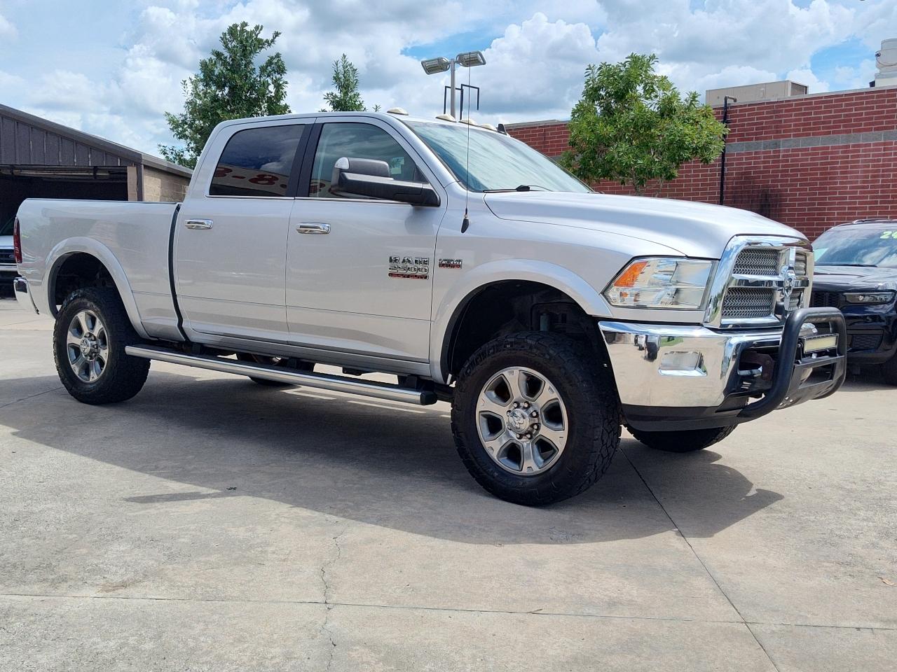 RAM 2500 Lone Star 4x4 Crew Cab 6'4" Box 2018