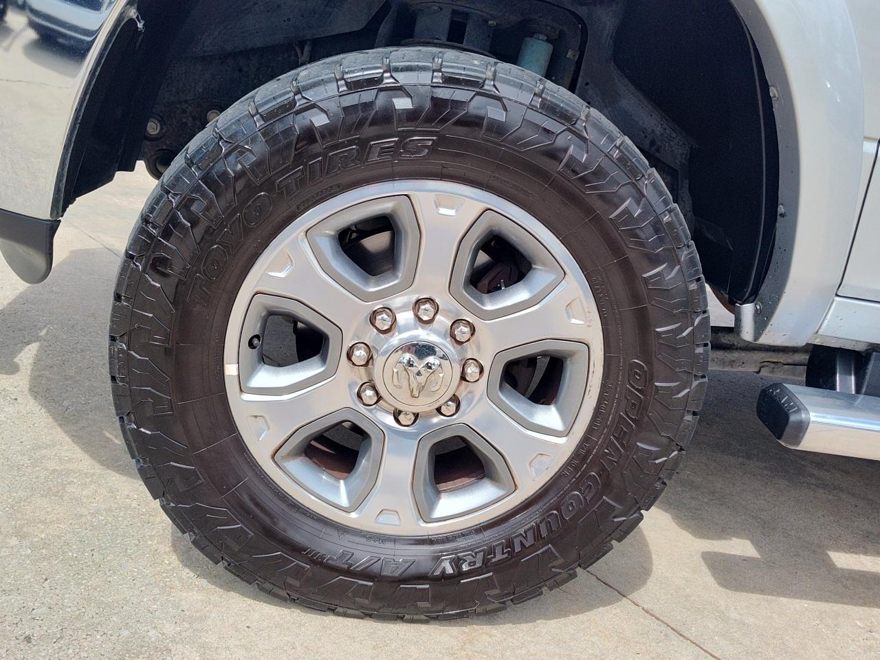 RAM 2500 Lone Star 4x4 Crew Cab 6'4" Box 2018