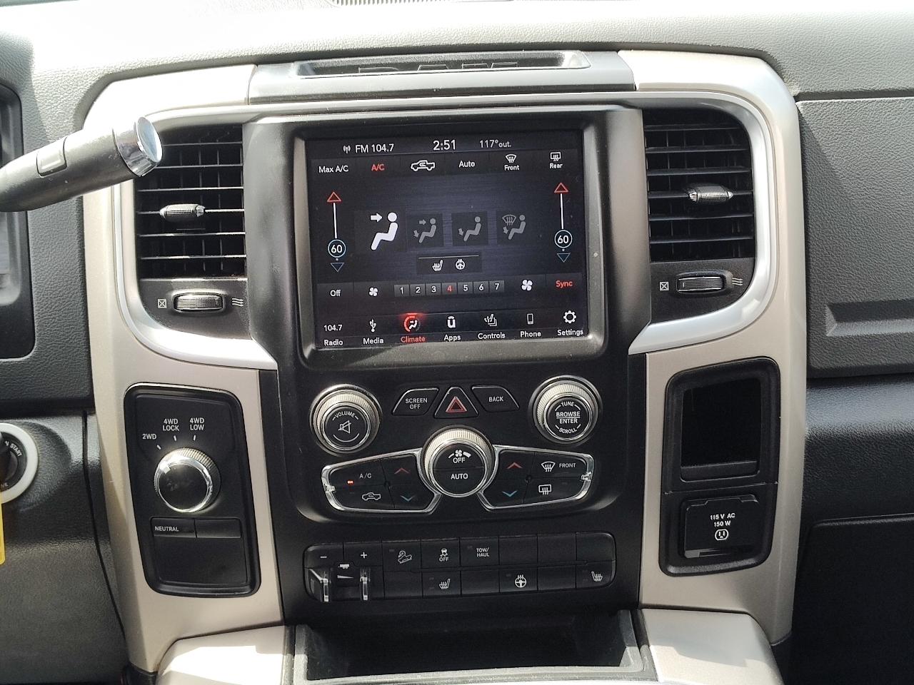 RAM 2500 Lone Star 4x4 Crew Cab 6'4" Box 2018