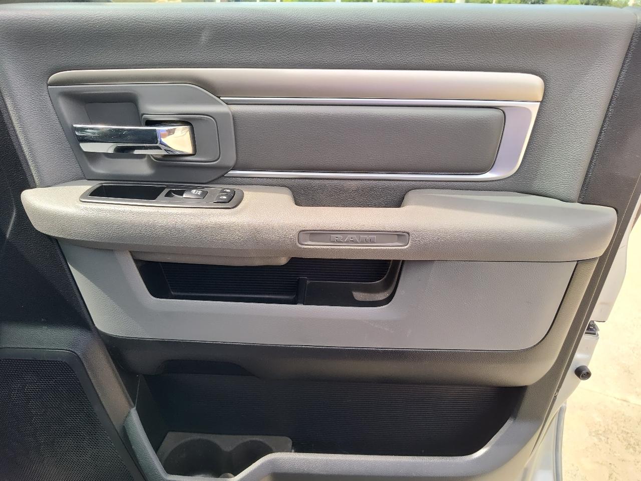 RAM 2500 Lone Star 4x4 Crew Cab 6'4" Box 2018