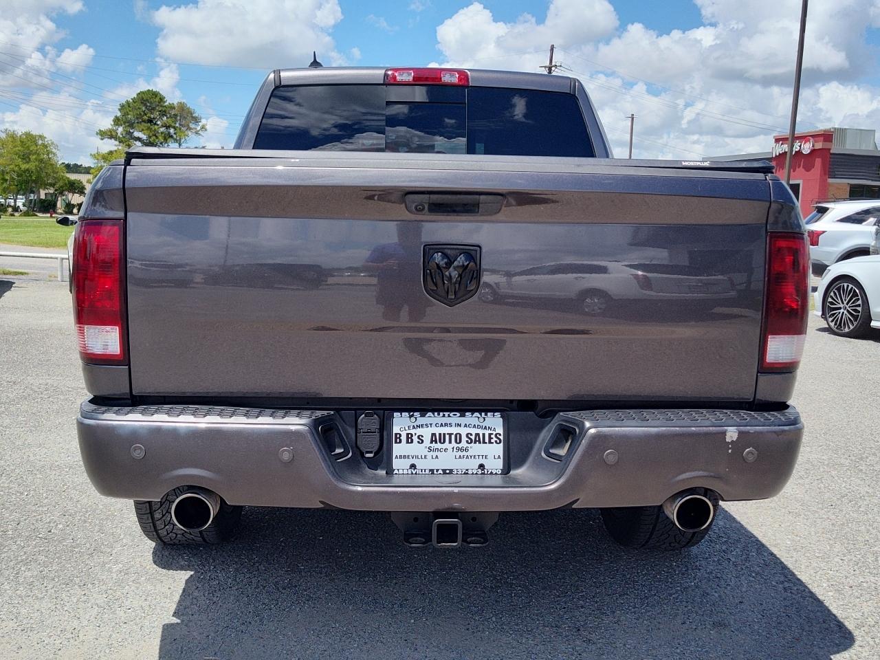 RAM 1500 Classic Lone Star 4x2 Crew Cab 5'7" Box 2019