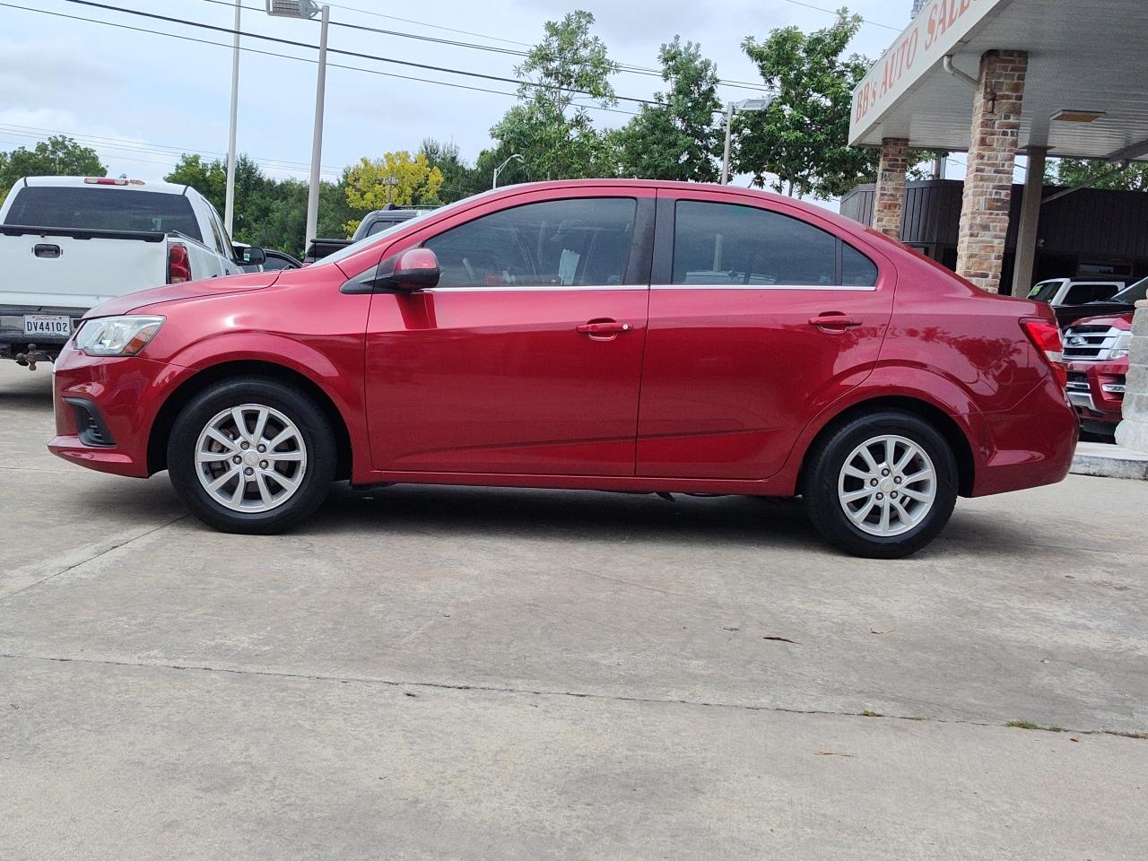 Chevrolet Sonic 4dr Sdn Auto LT 2018