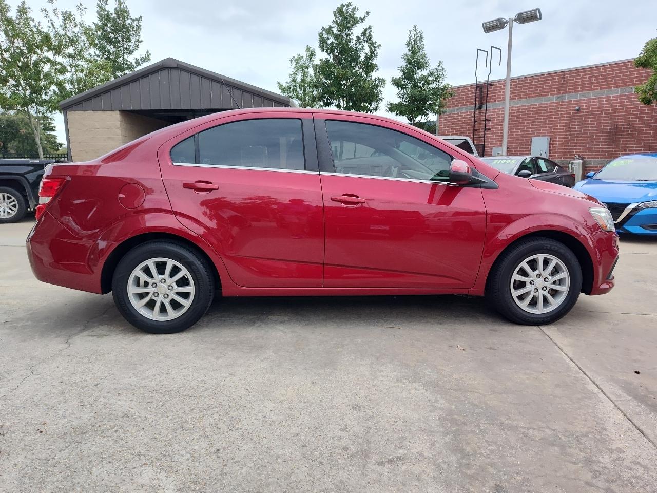 Chevrolet Sonic 4dr Sdn Auto LT 2018