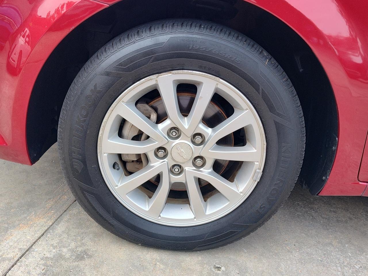 Chevrolet Sonic 4dr Sdn Auto LT 2018