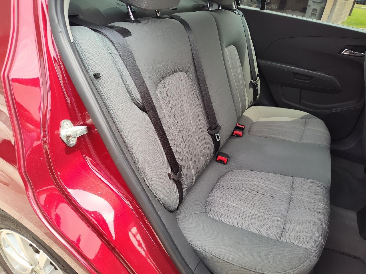 Chevrolet Sonic 4dr Sdn Auto LT 2018