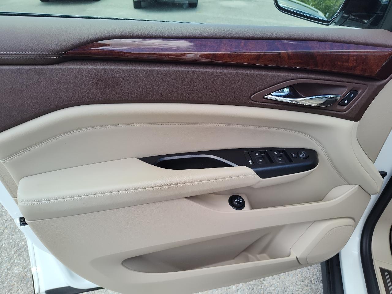 Cadillac SRX FWD 4dr Luxury Collection 2013