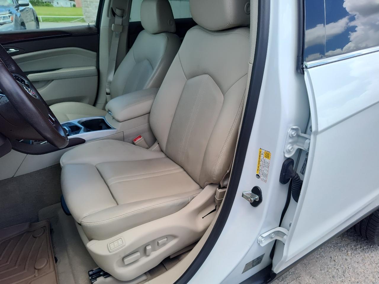 Cadillac SRX FWD 4dr Luxury Collection 2013
