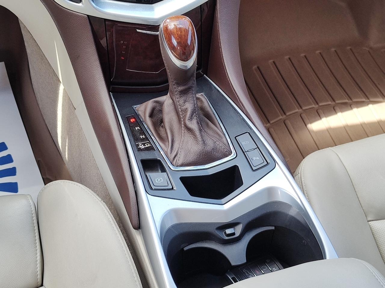 Cadillac SRX FWD 4dr Luxury Collection 2013