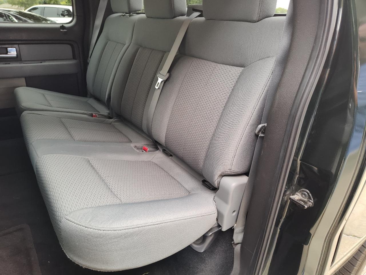 Ford F-150 2WD SuperCrew 145" XLT 2012